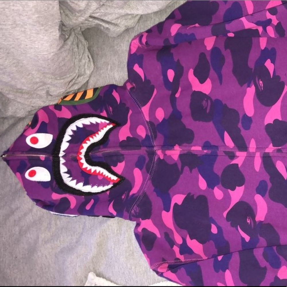 BAPE (FULL Zip) Hoodie Sz. M